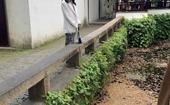 女人越说疼男生越往里寨视频